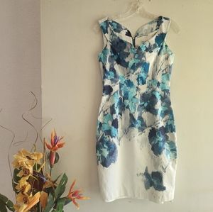 T Tahari EUC Spring Summer Blue White Sleeveless Bodycon Size 2 Dress